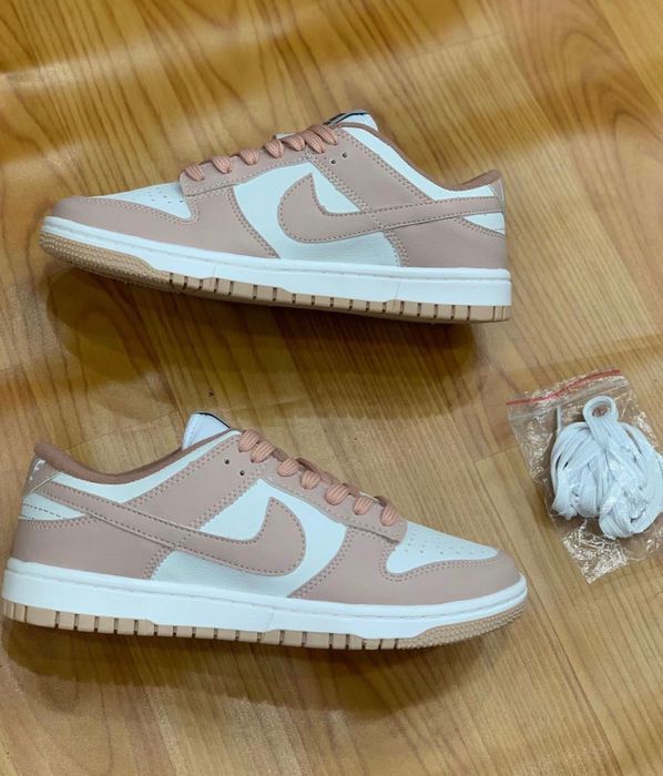 NIKE DUNK LOW PRO BRANCO/SALMÃO