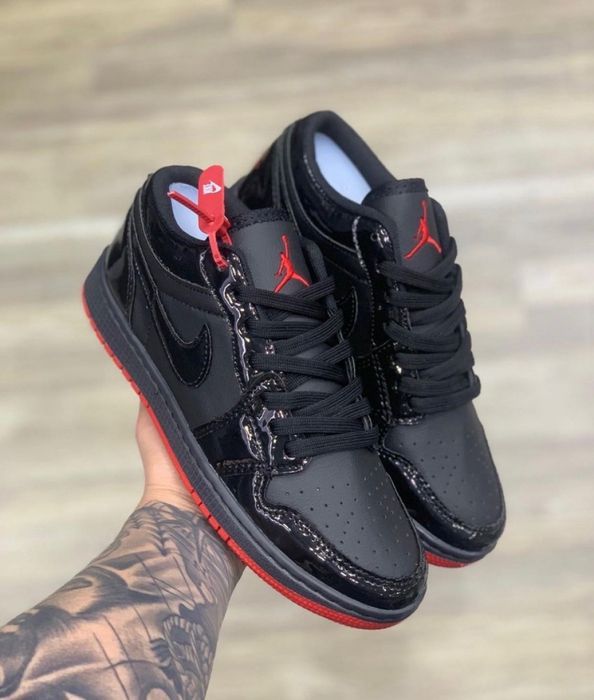 Air Jordan Preto/Vermelho